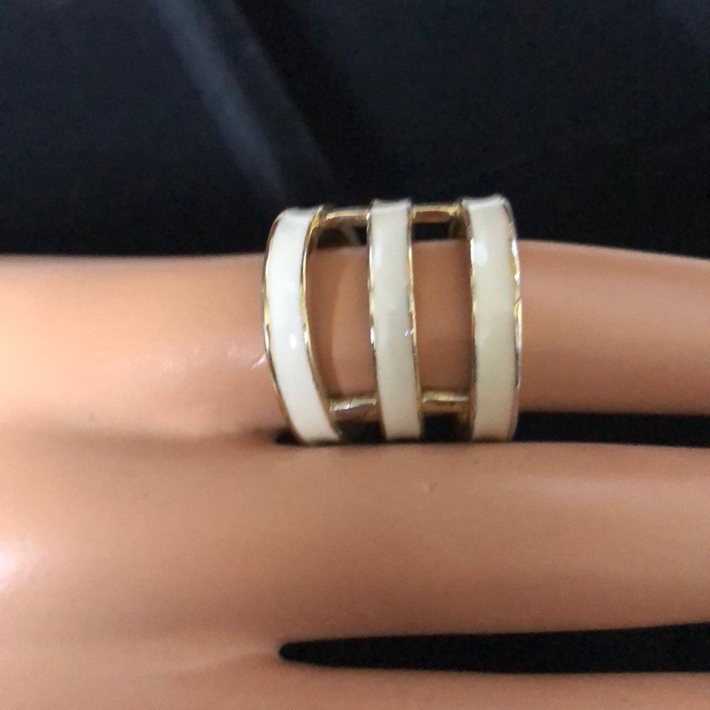 🔆HP🔆Fashion ring.